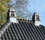 De luchtkokers hebben een aparte vorm, die ook elders in Friesland voorkomt.
              <br/>
              Richard Keijzer, 2014-10-27